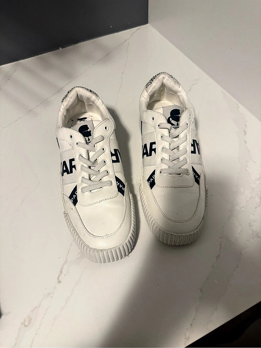 Karl Lagerfeld White Sneakers Like New